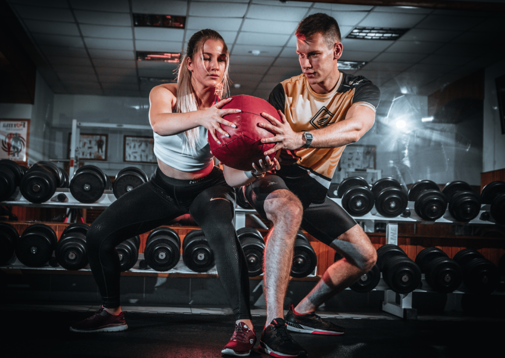 preparazione atletica al fitness club del Centro Colombo Genova: allenamenti personalizzati, functional training, prevenzione degli infortuni